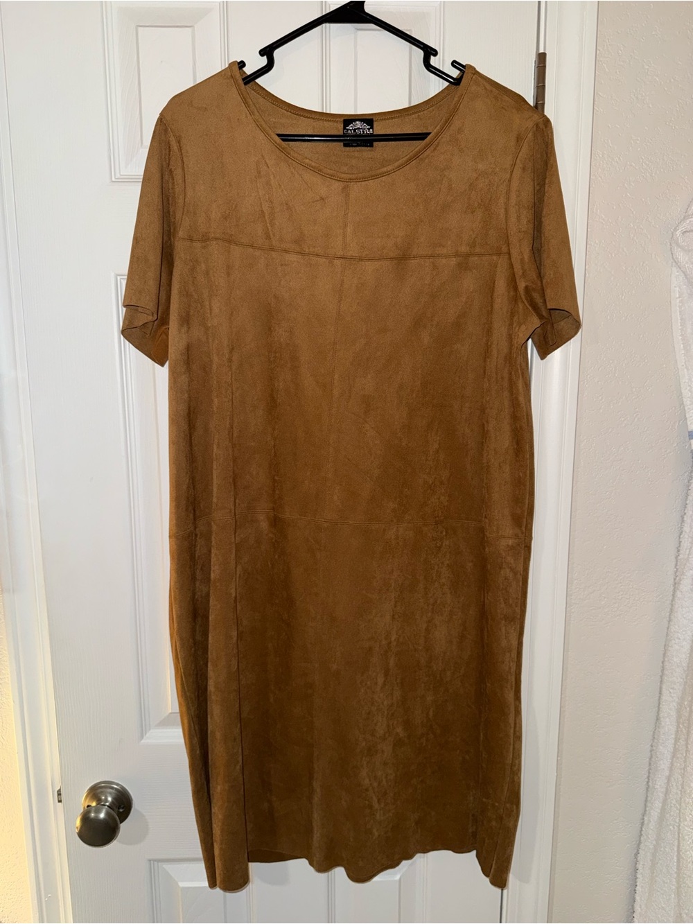 Casual Suede-Look Midi Dress in Warm Brown